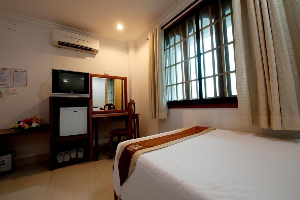 Circuit Hotel & Cafe - Nana Hotel Phnom Penh Pokój zdjęcie